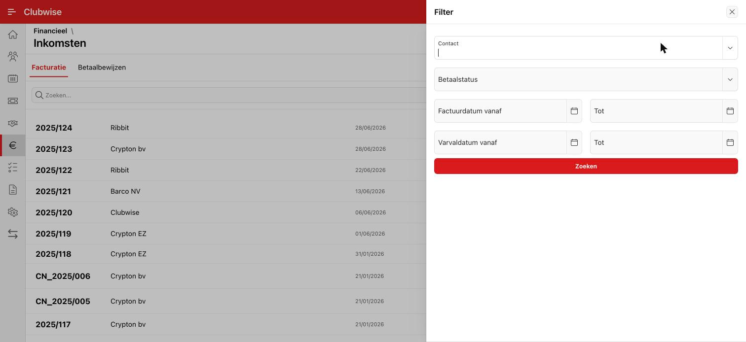 Filterpaneel op Financieel → Inkomsten: contact, betaalstatus en datumbereiken.
