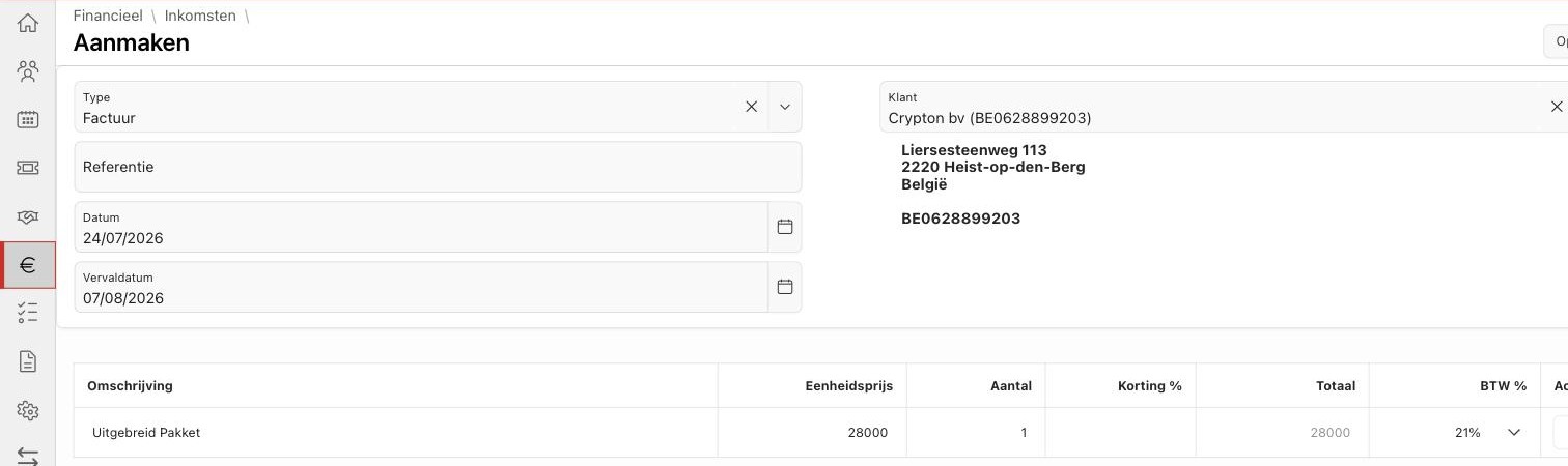 Factuur aanmaken via een deal: klant én factuurlijn (pakket + bedrag) staan al klaar.